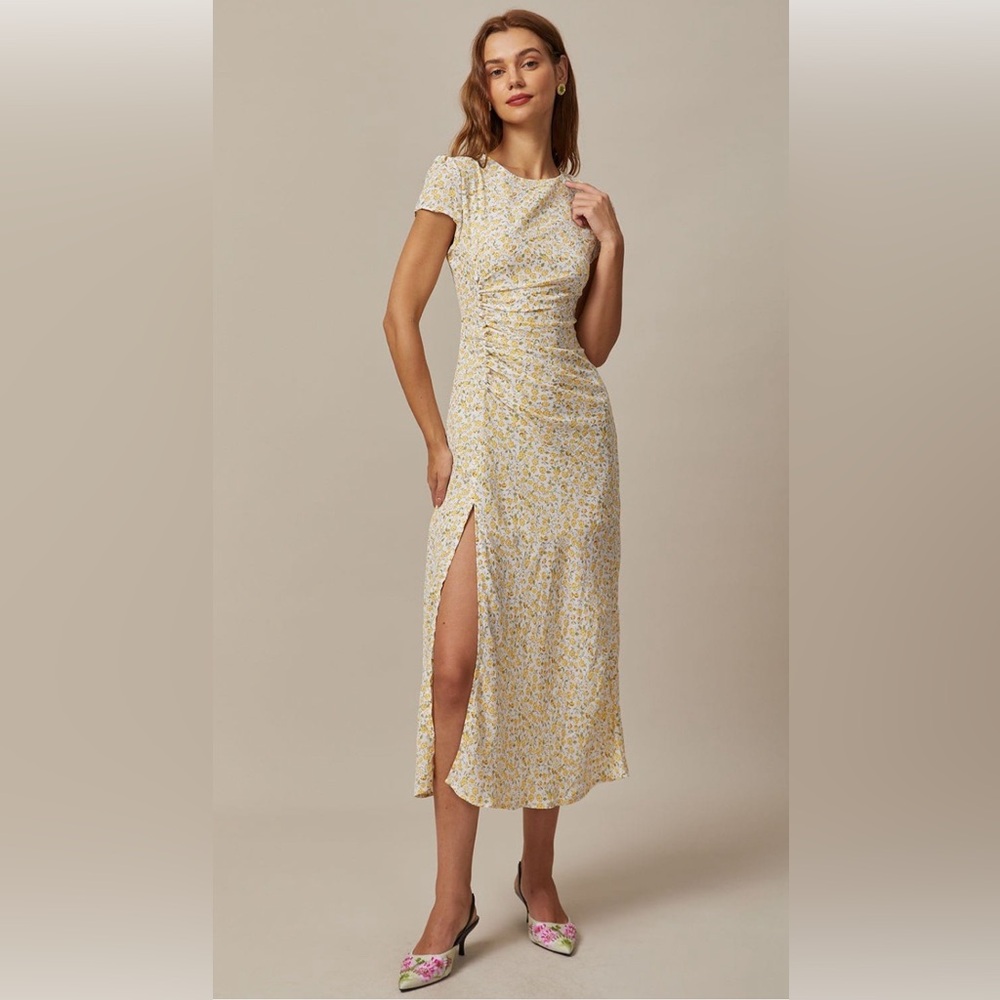 The Yellow Round Neck Floral Midi Dress RIHOAS